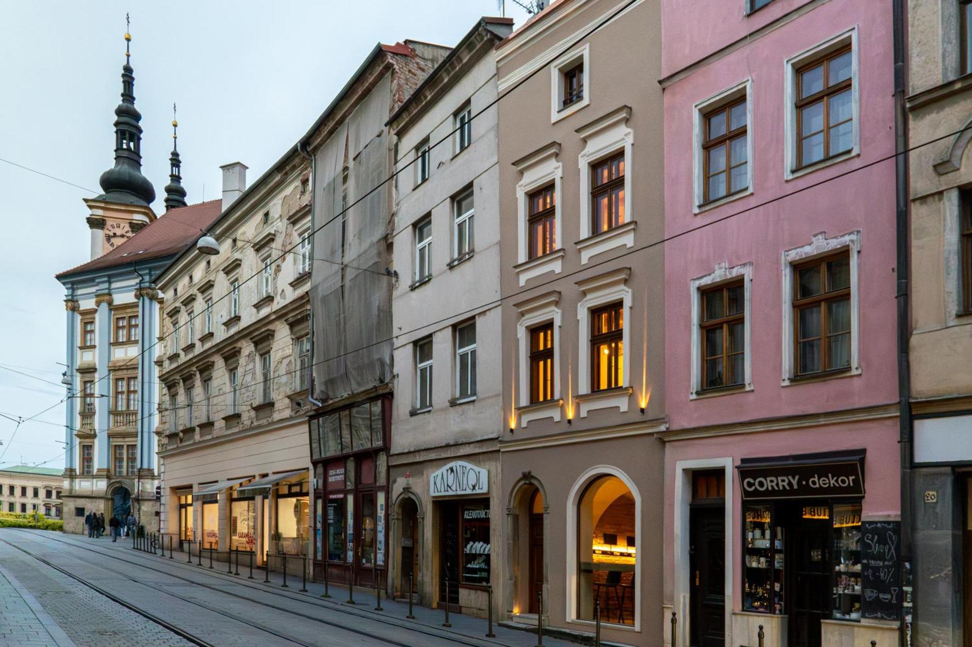 White Wolf Boutique Apartments Olomouc Extérieur photo
